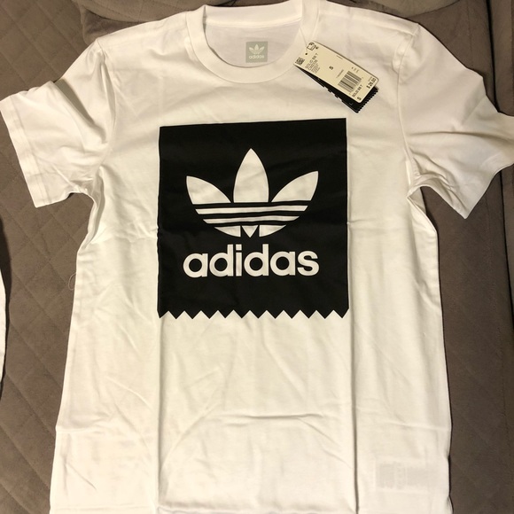 Adidas men t shirt NWT Adidas men t shirt NWT